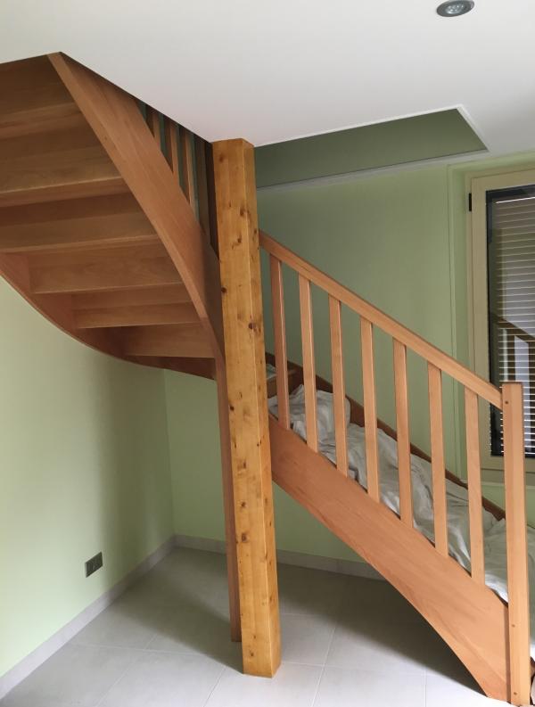 Escalier bois 1/4 tournant
