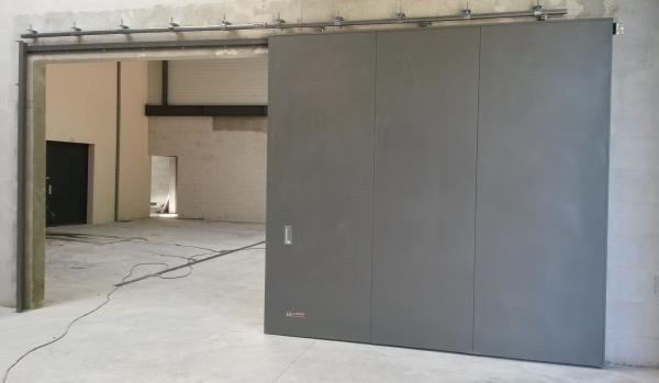 Porte coulissante métallique CF